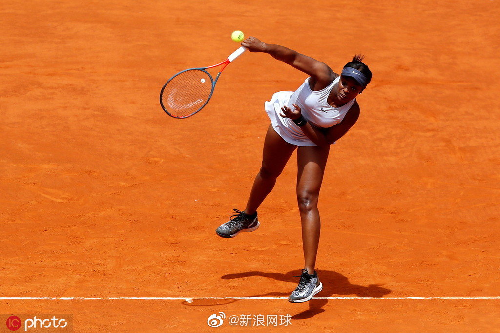  阿扎伦卡遭遇十二连败,德国队教练面临压力了吗 